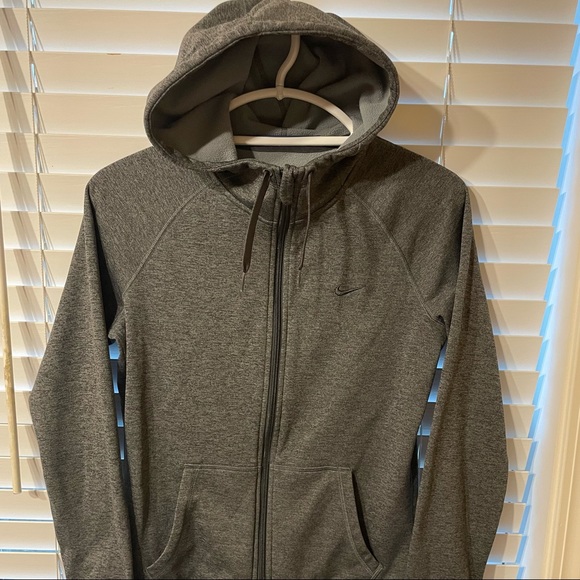 Nike Therma-Fit Hoodie :: Full Zip :: Grey :: Extra Small - Picture 3 of 6